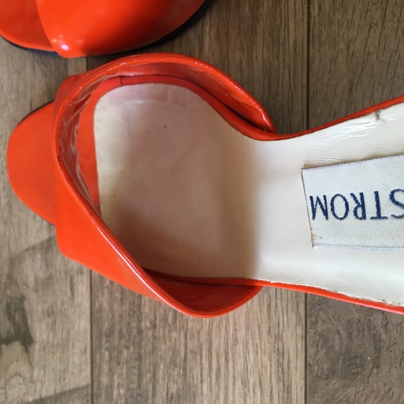 Nordstrom vintage orange patent leather slides - Picture 4 of 8